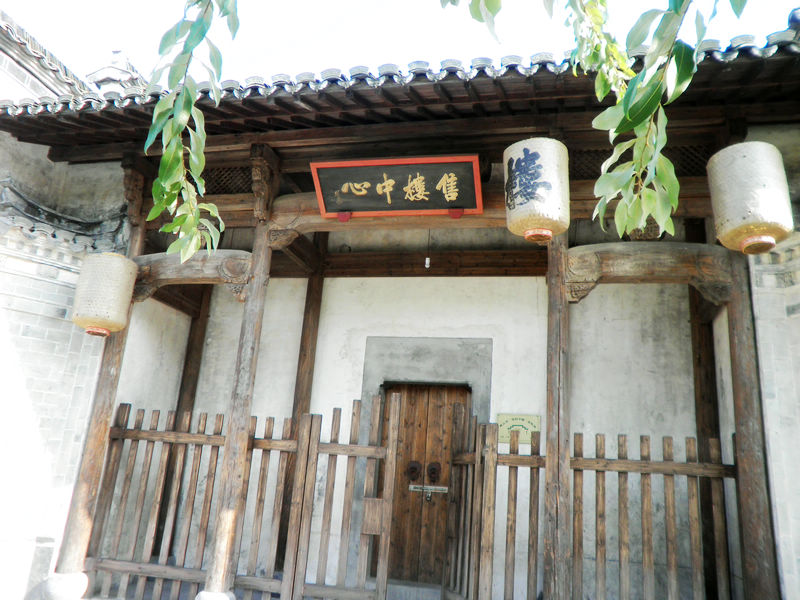 nEO_IMG_PB101640.jpg