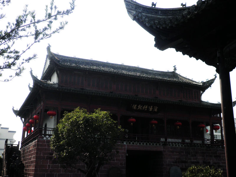 nEO_IMG_PB101711.jpg