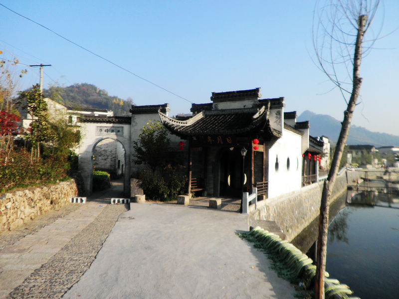 nEO_IMG_PB111818.jpg