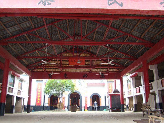 103.jpg