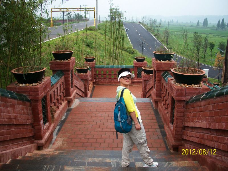 nEO_IMG_100_1036.jpg