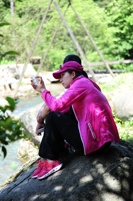 R2345.jpg