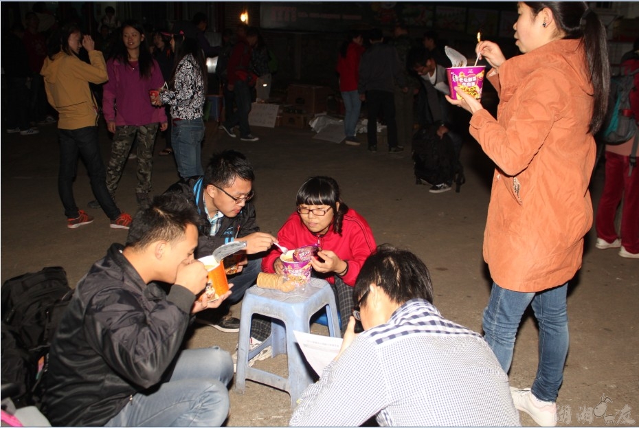 QQ��ͼ20131025222936.jpg