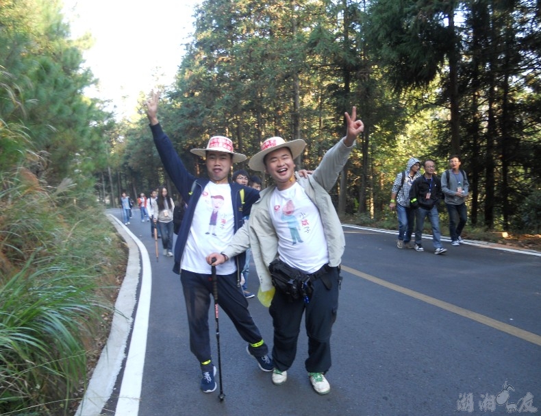 QQ��ͼ20131026085625.jpg