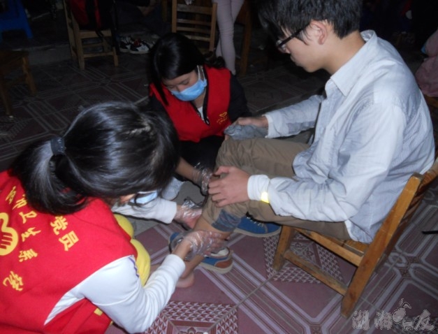 QQ��ͼ20131026231238.jpg