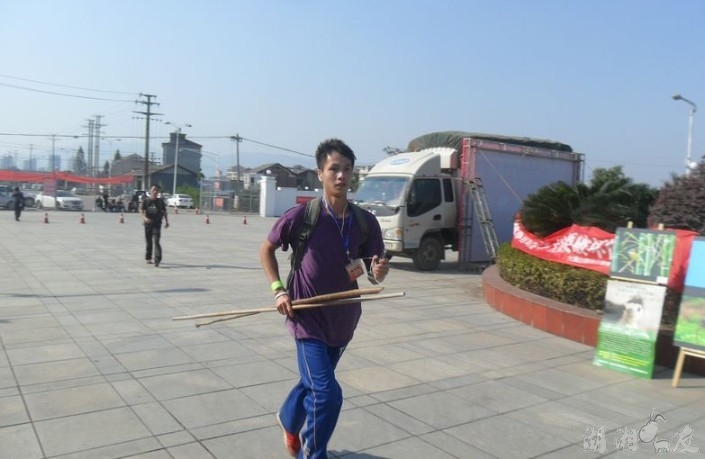 QQ��ͼ20131027175409.jpg