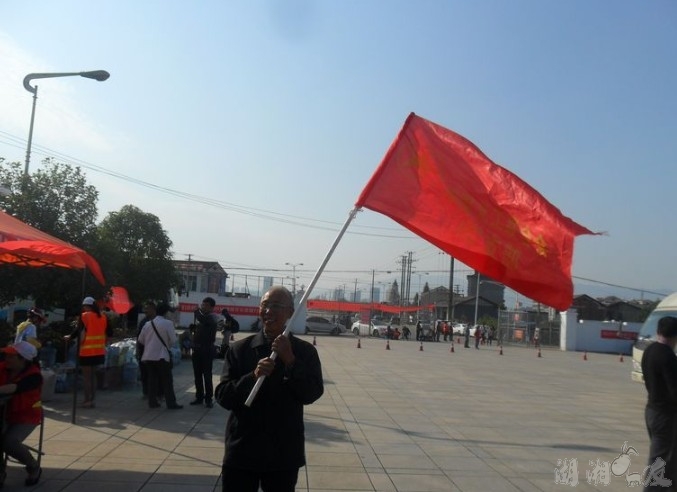 QQ��ͼ20131027175926.jpg
