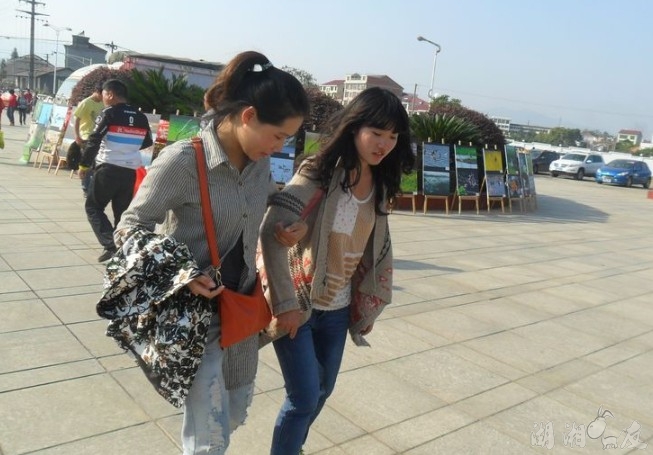 QQ��ͼ20131027175936.jpg