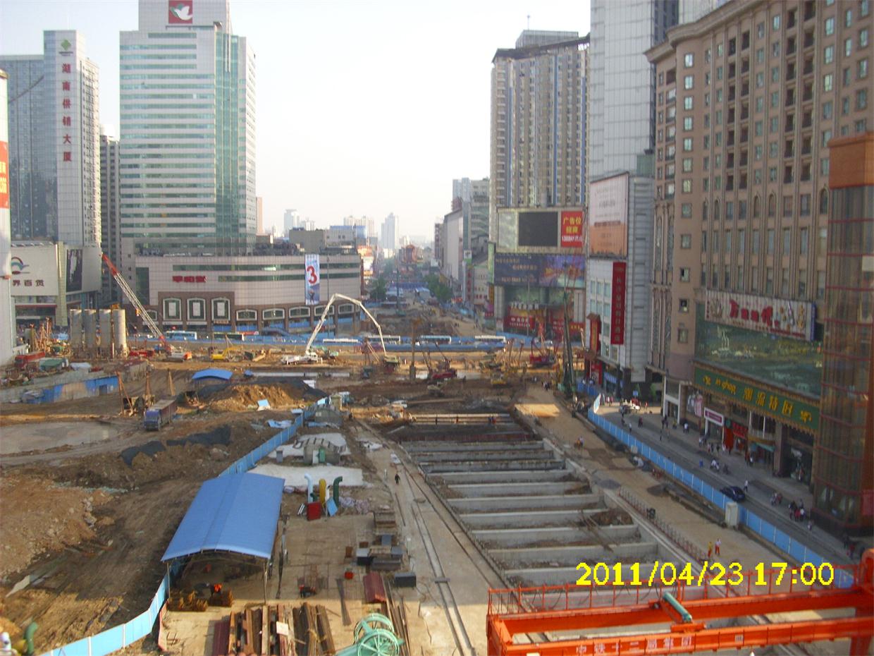 2011.04.23.JPG