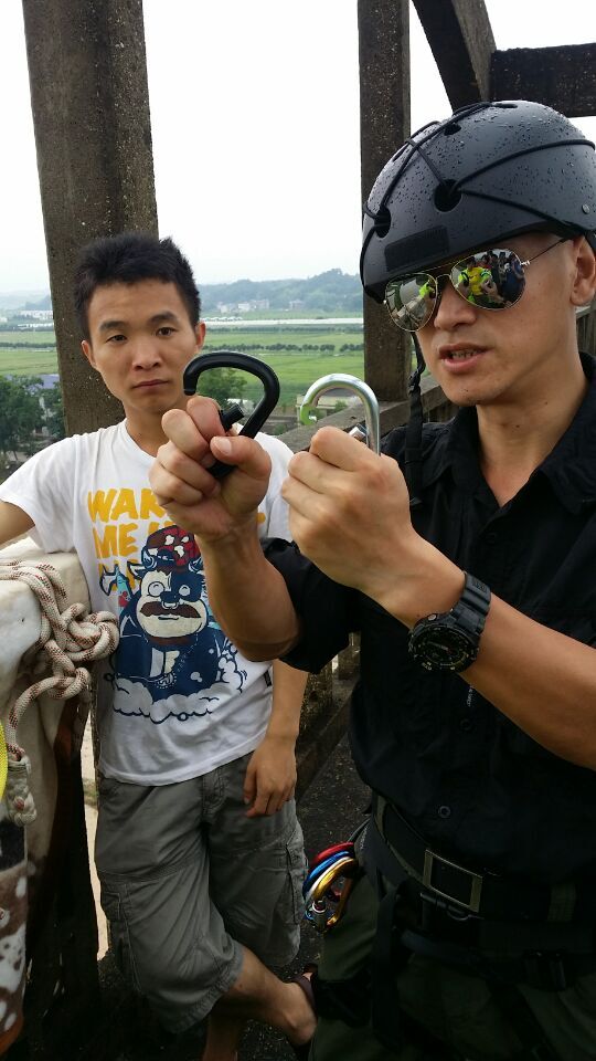 000 (3).jpg