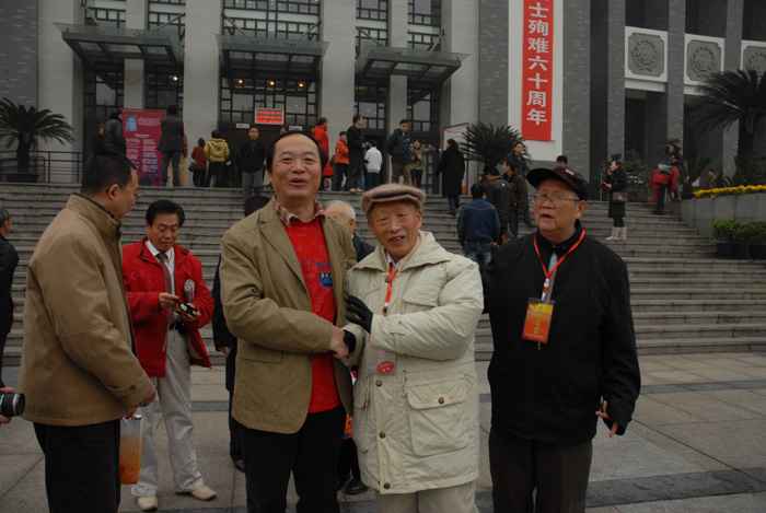 abbr_bd2049cd4e166aa22477df07fb1b25e9.jpg