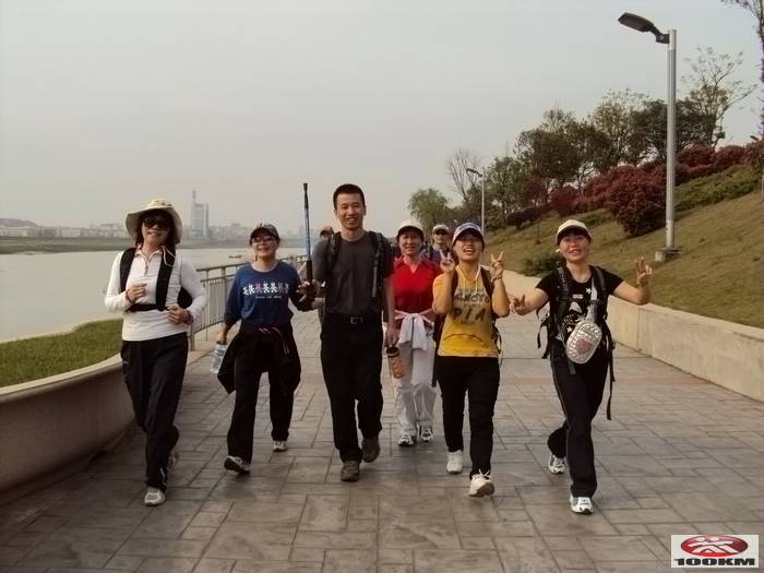 һ·���ߣ�һ·쮸衪���ڶ�Ȧ�������ڻ���Ц�����������