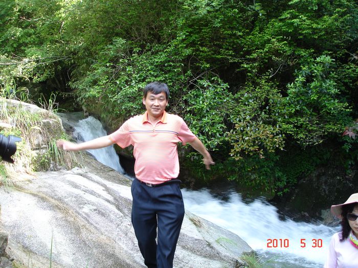 1006051058ad5125ee68f07afd����.jpg